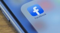  Facebook reconoce falla que permitió a niños chatear en grupos con extraños