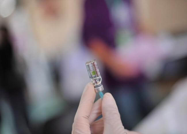 Inician los ensayos clínicos de dos posibles vacunas contra el coronavirus