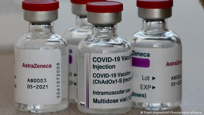  La resolución del Invima que autorizó la vacuna de AstraZeneca en Colombia